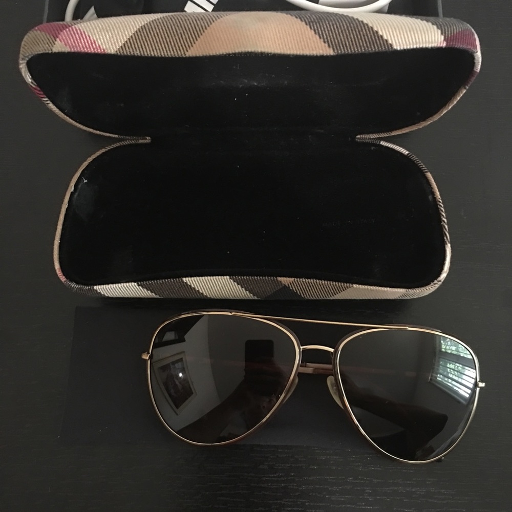 Burberry Aviator Style Sunglasses